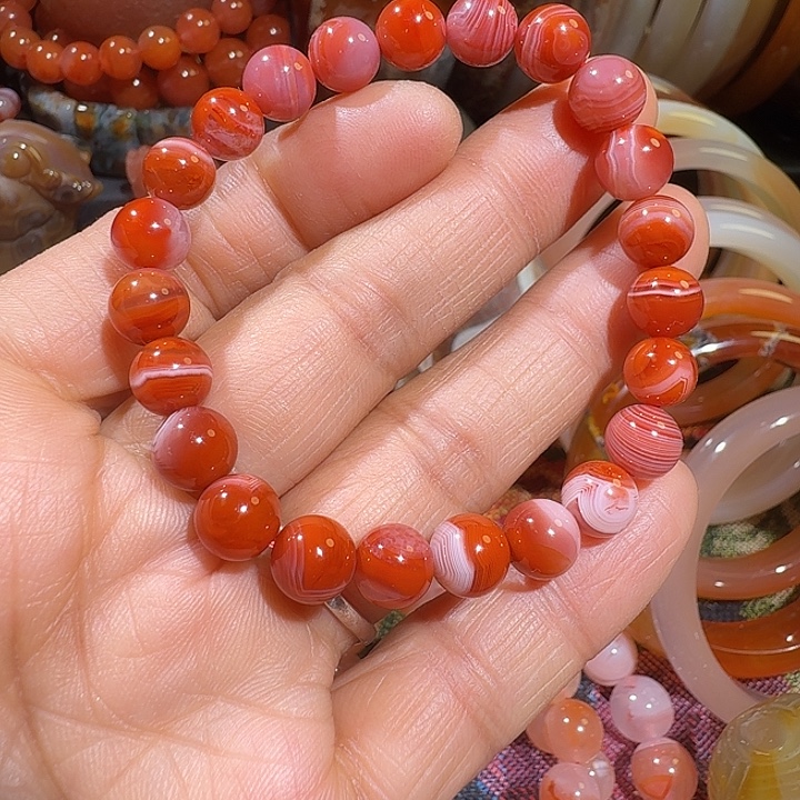 卜***丶玛瑙/玉髓未镶嵌手链