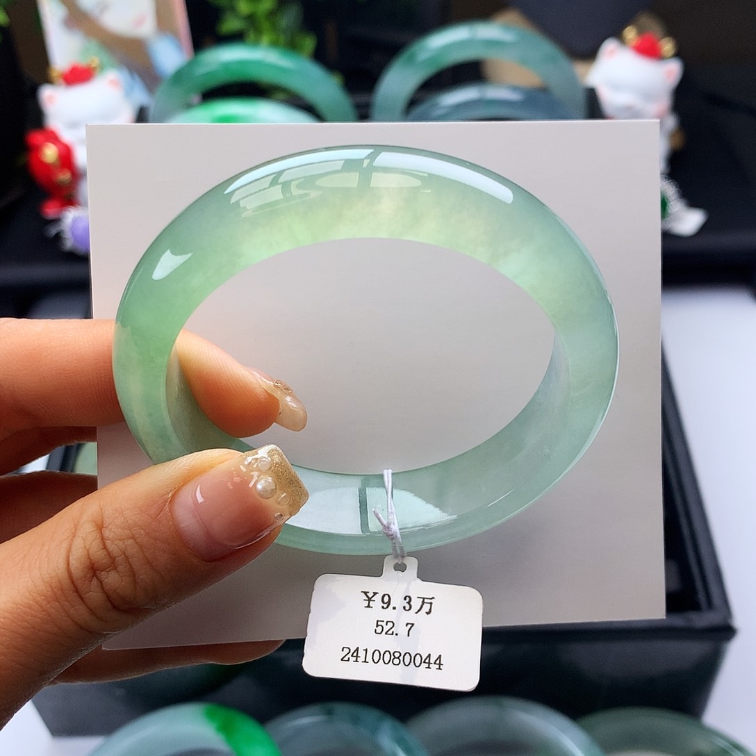 翡翠未镶嵌手镯52-53冰绿小轮胎丝