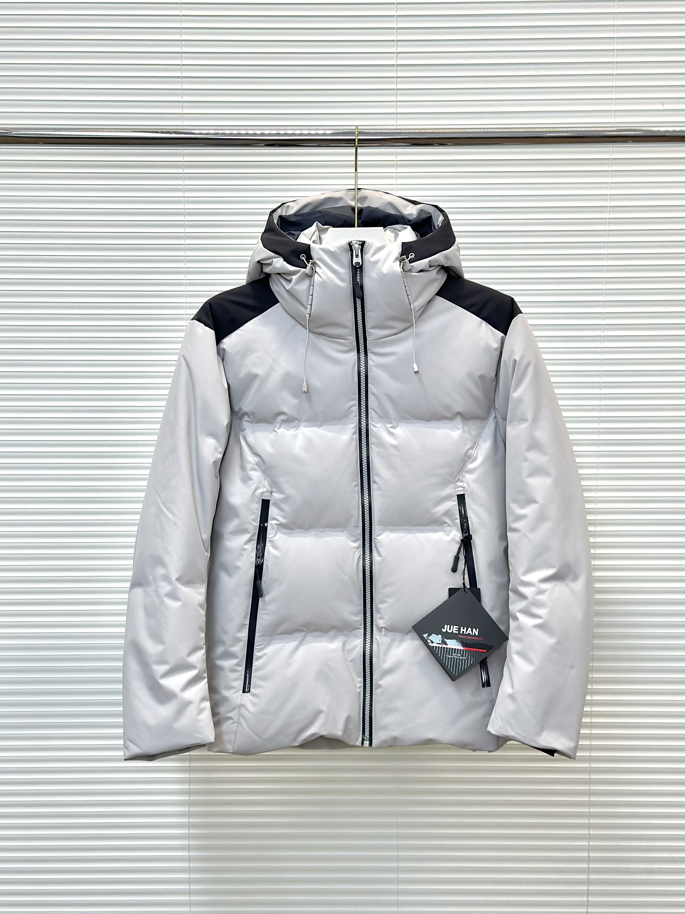 工厂直销2025凯乐乐大牌平替防风户外运动保暖羽绒服拒水冬季雪山