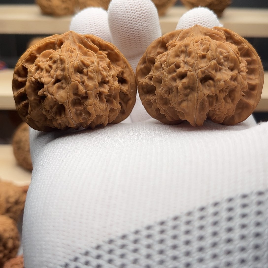 桃核吊坠44一代宫灯，，，