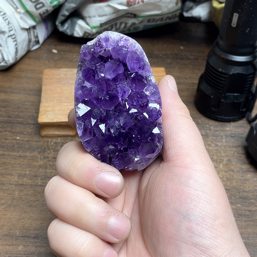 紫晶大型摆件（非配饰）未镶嵌