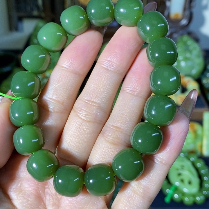 套链未镶嵌和田玉一*