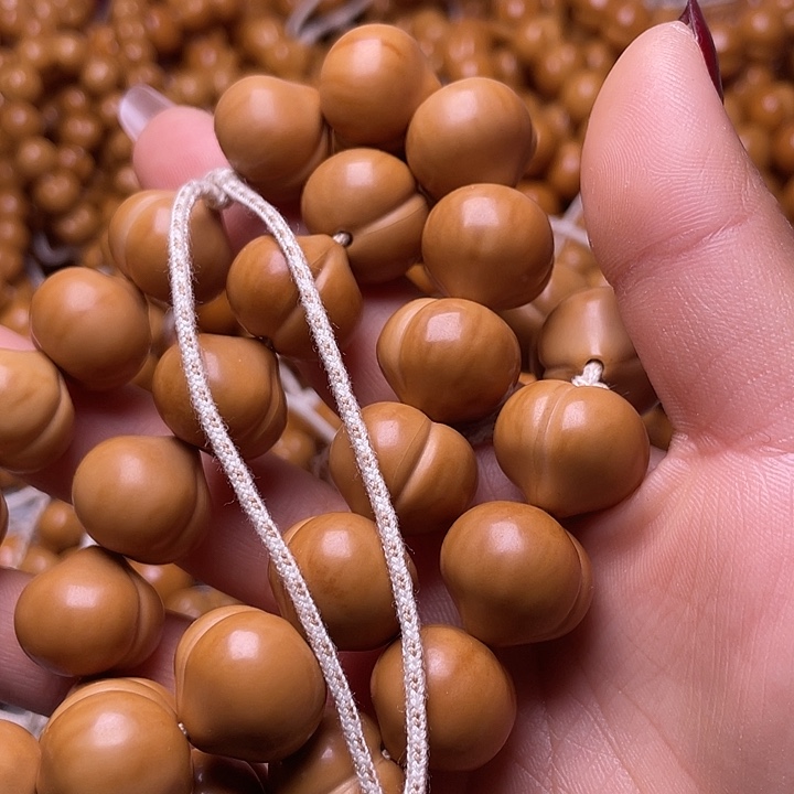 猴头核桃手串17尺寸镜面柯基屁桃手持全品无暇