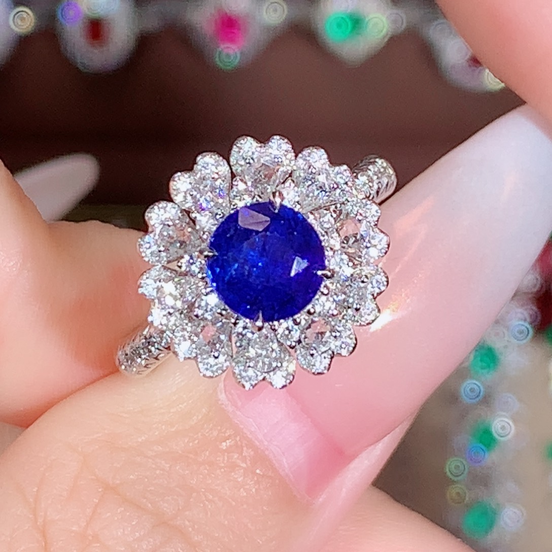戒指蓝宝石18K金镶嵌1.46ct/天然宝石/七天无理由