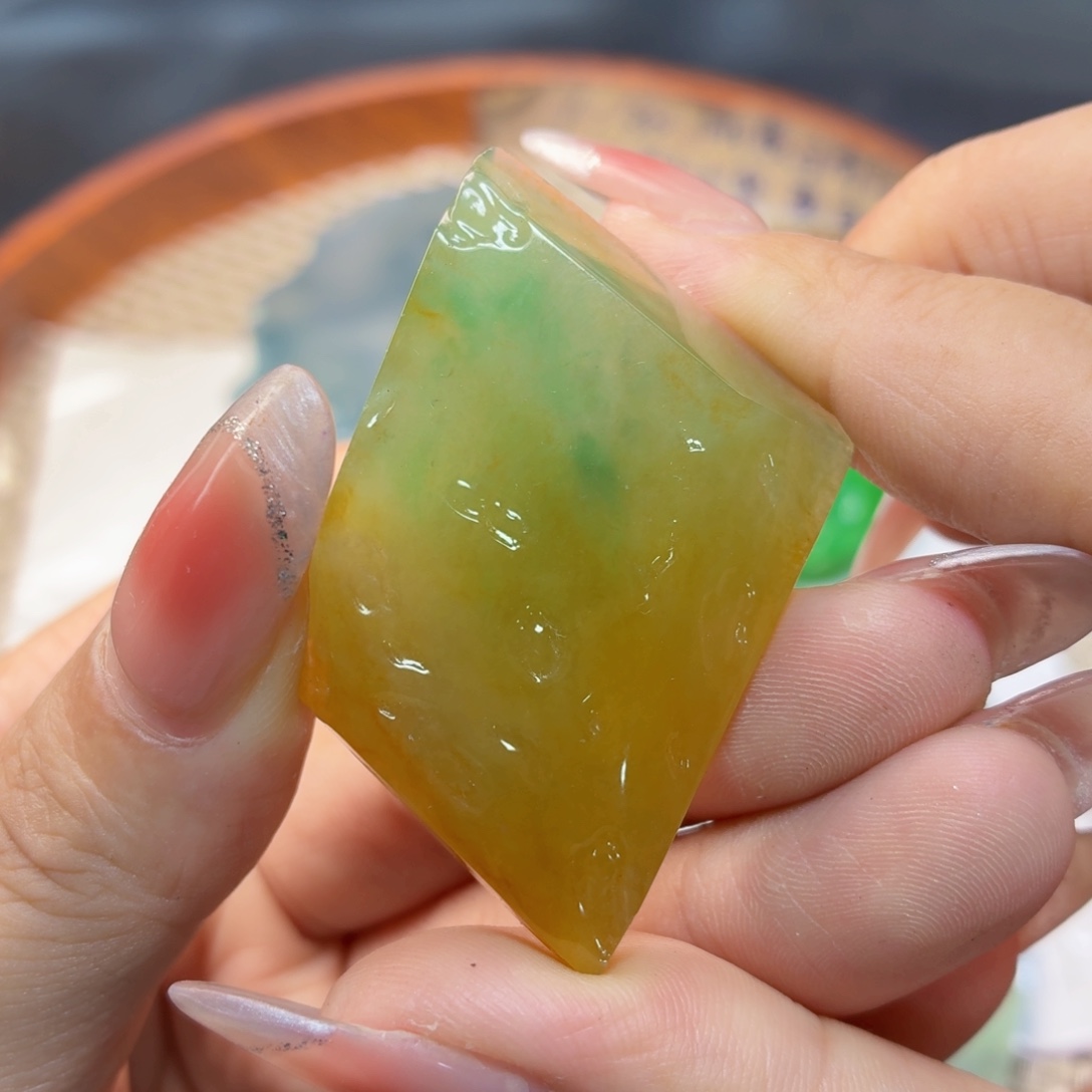 定制翡翠未镶嵌翡翠首饰