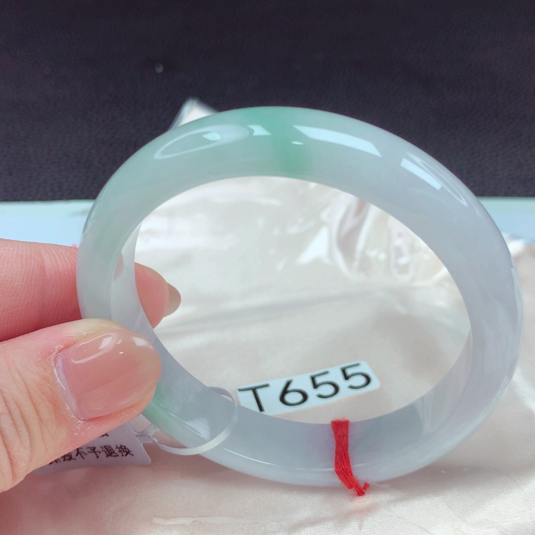 翡翠手镯未镶嵌手镯88