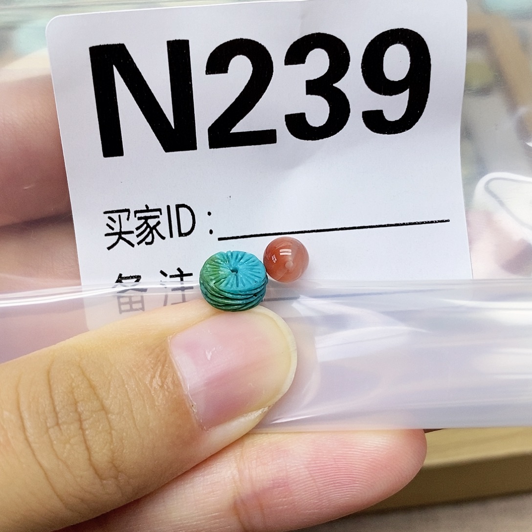 未镶嵌配饰南红玛瑙