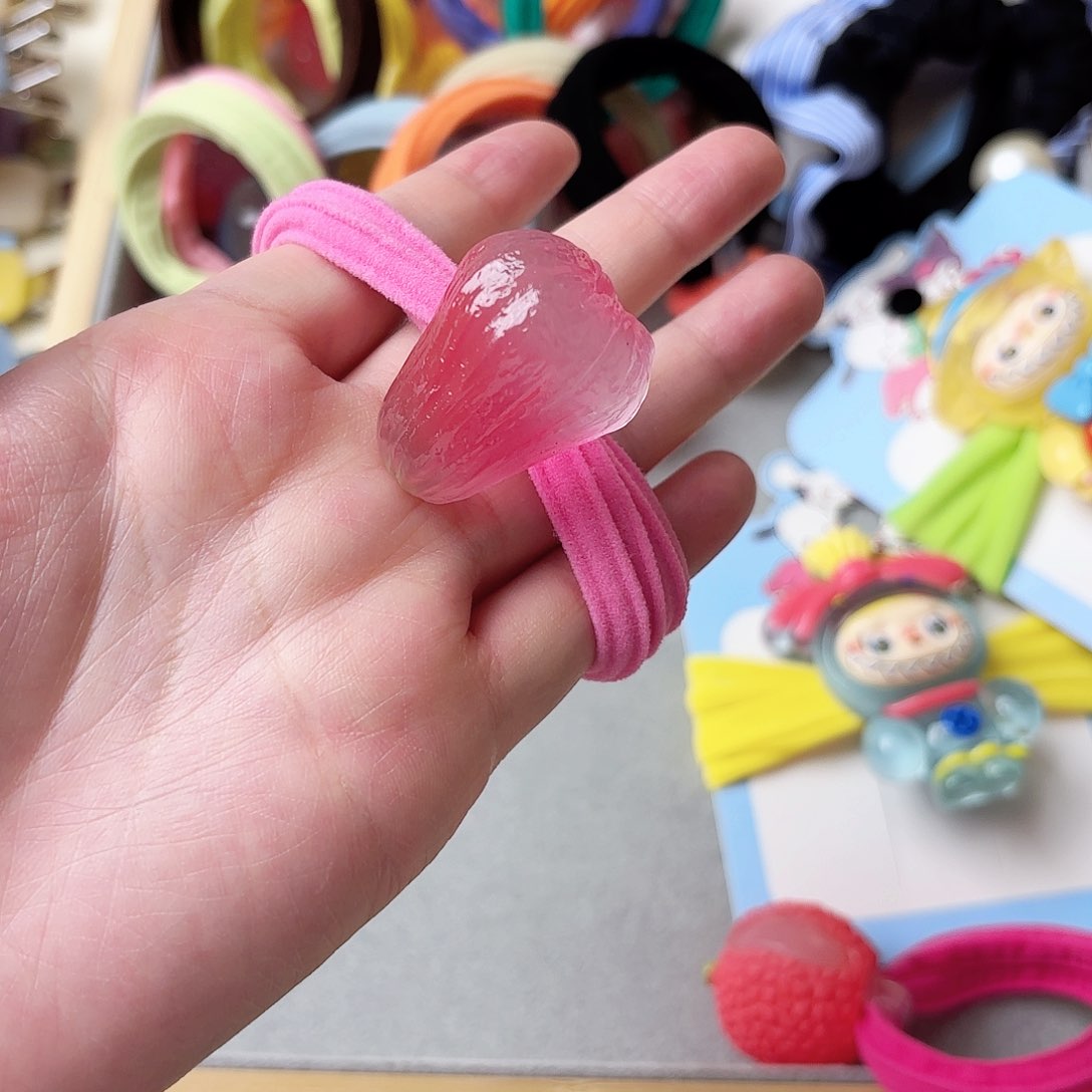 布艺铁合金莲雾夜光发圈