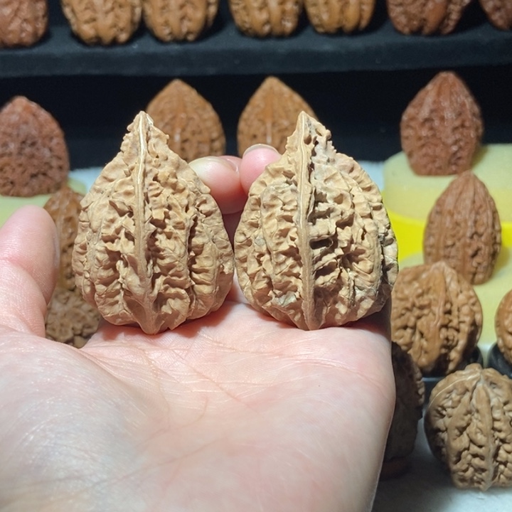 把件文玩核桃11号车