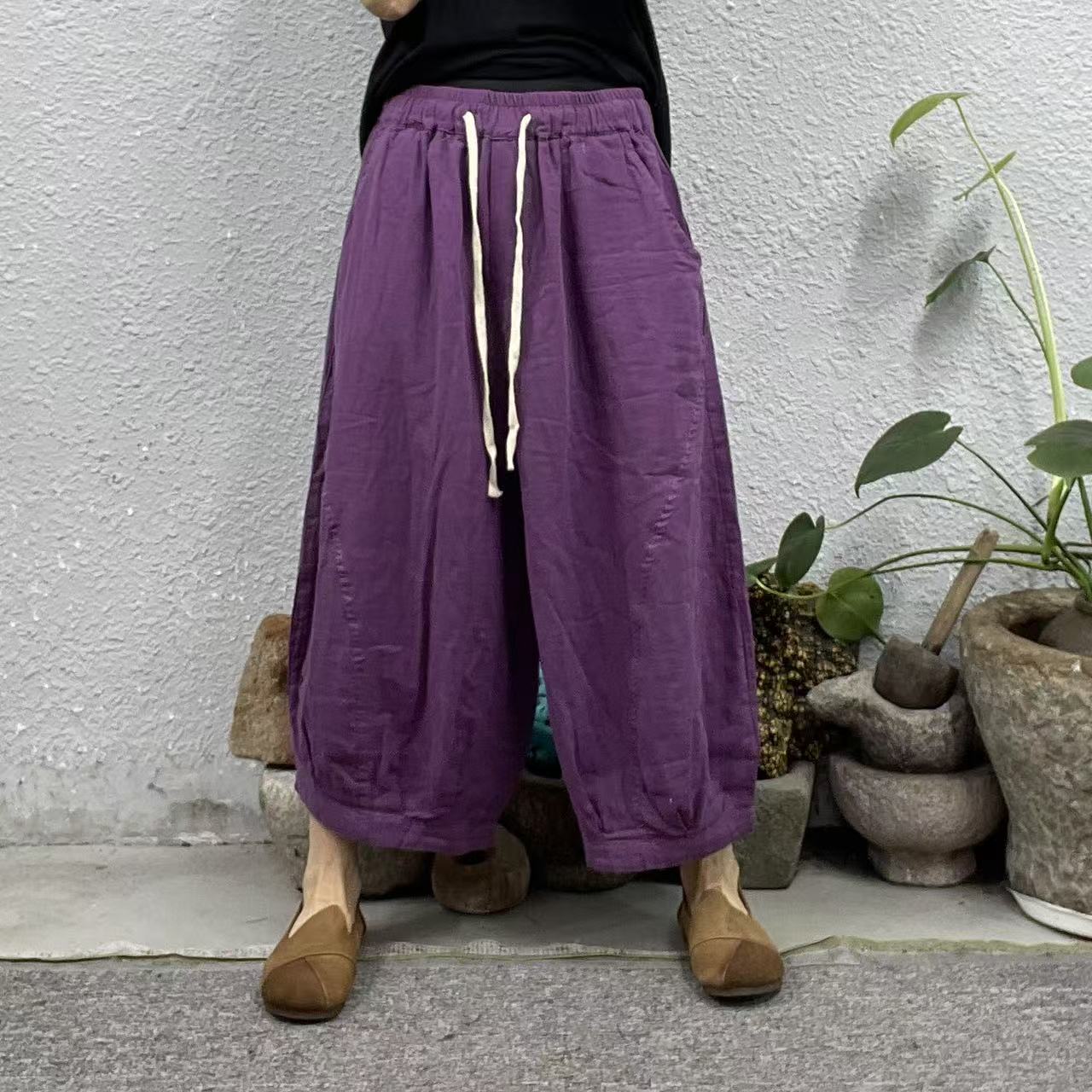 1078两腿外侧弧线下摆捏折双层纱灯笼休闲裤（长80臀围134脚口56