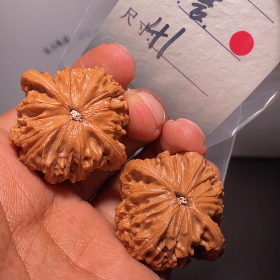 文玩核桃吊坠文玩核桃