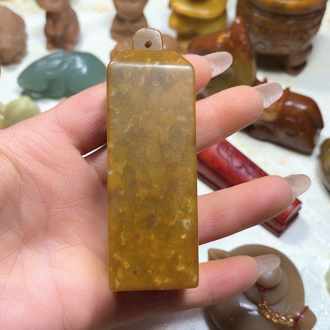 白玉菩提吊坠白玉菩提吊坠