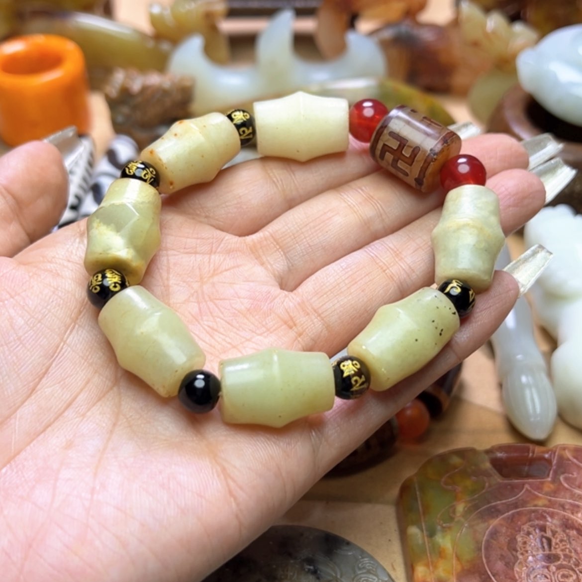 【闪购商品】蛇纹石玉颈饰未镶嵌