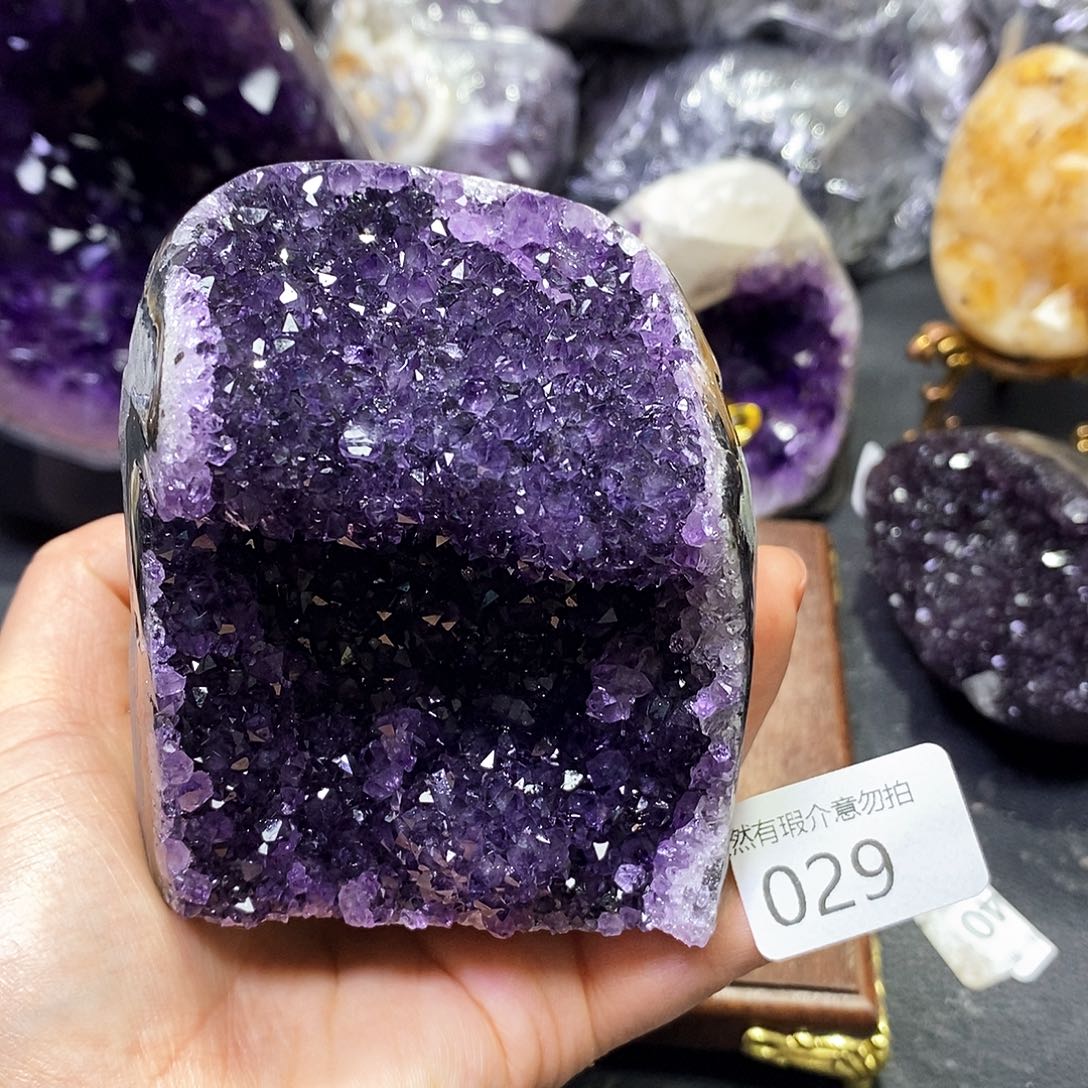 水晶大型摆件（非配饰）未镶嵌