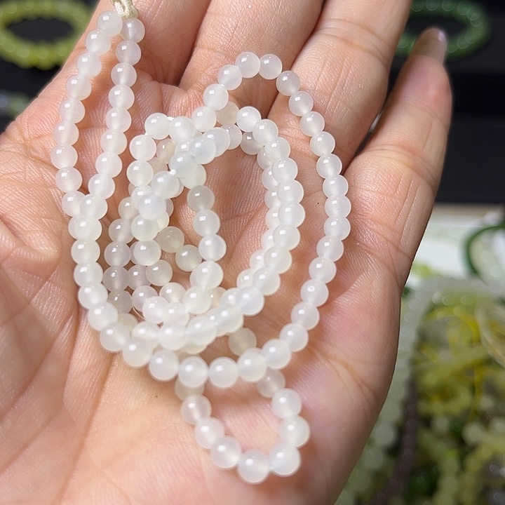 祖***贤和田玉未镶嵌手串