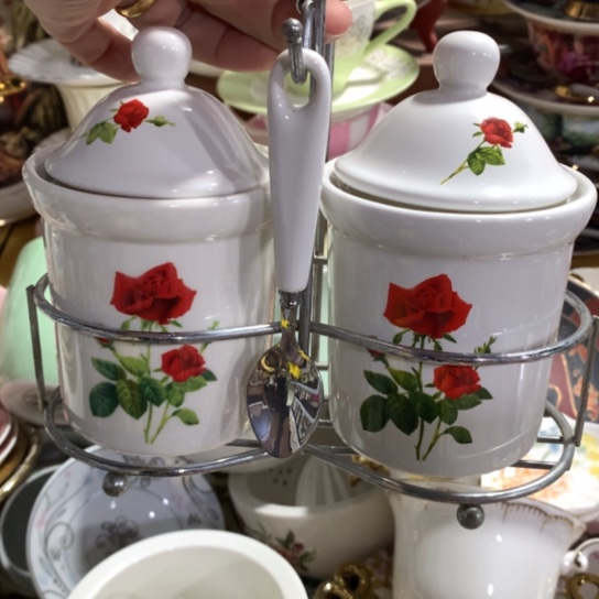 瓷片微瑕陶瓷处理介意请慎拍架子有氧化的情况