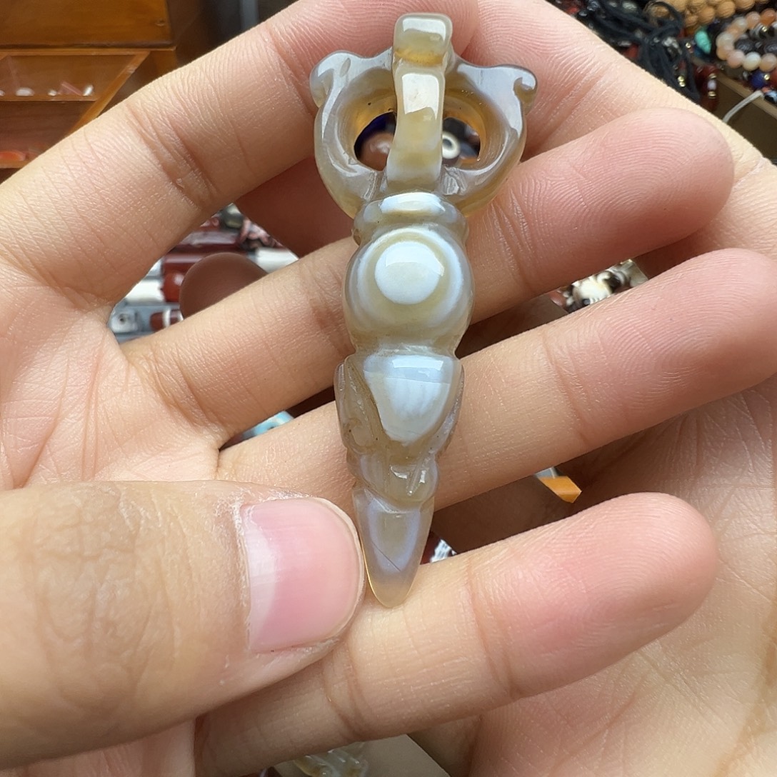 玛瑙/玉髓未镶嵌珠宝半成品