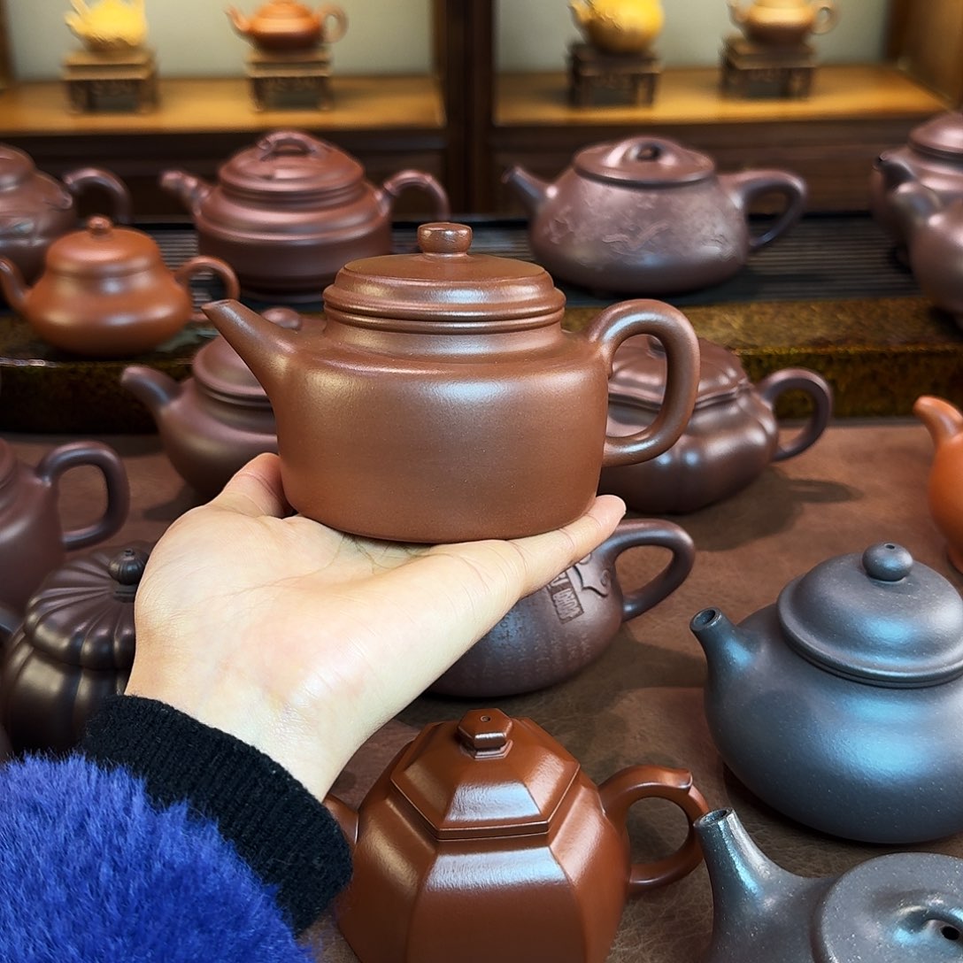 紫砂茶壶大***鱼德钟壶，红皮龙