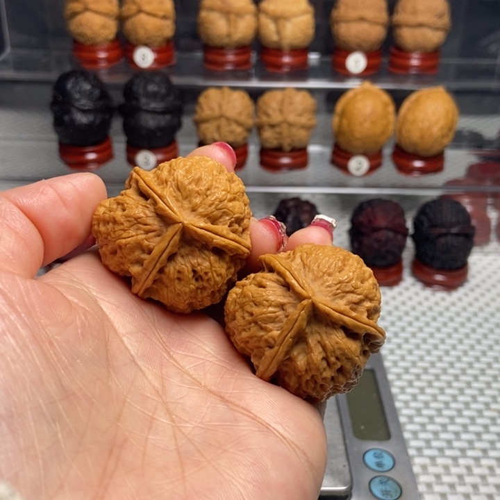 文玩核桃把件俟***隅15七星三棱