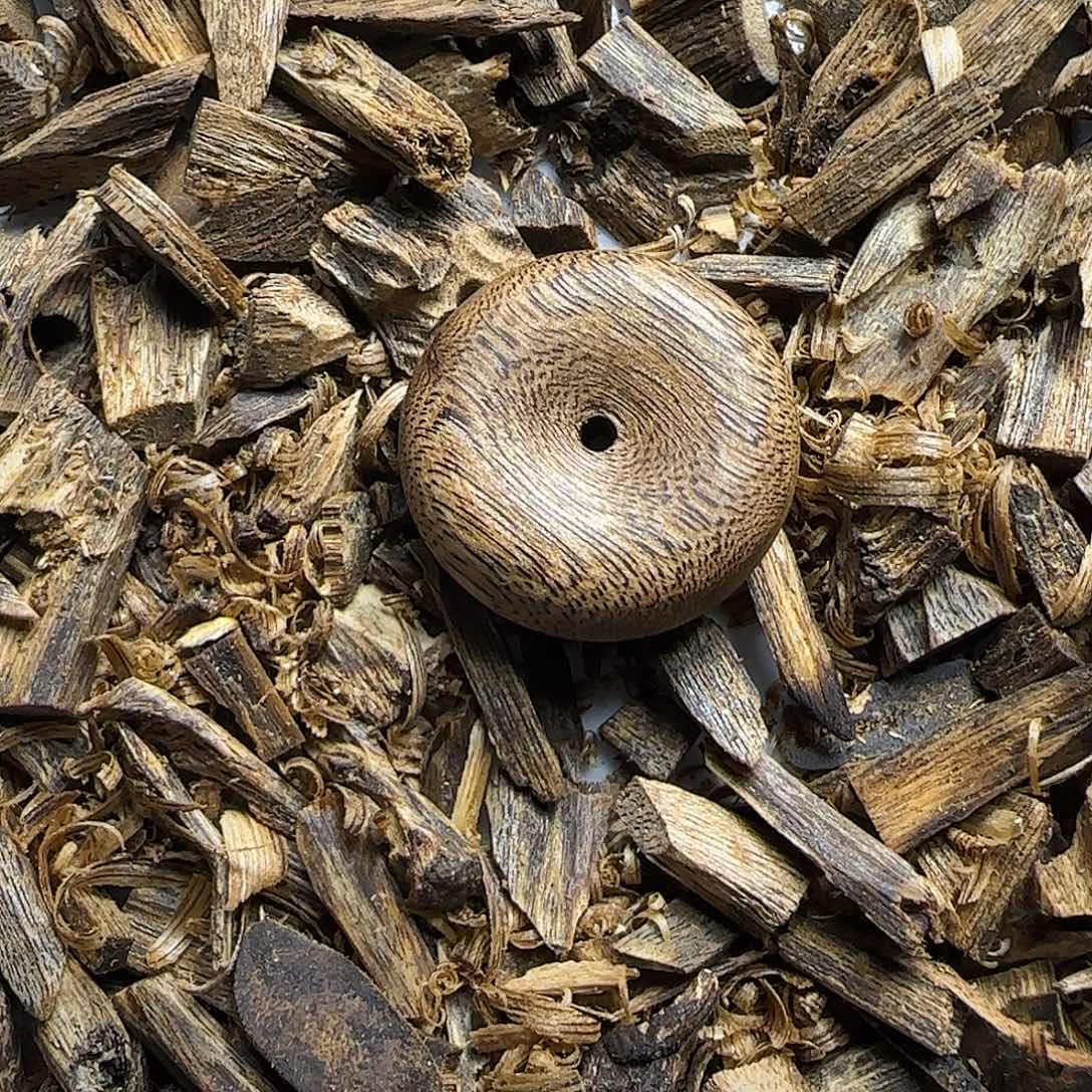 沉香碎屑沉香平安扣