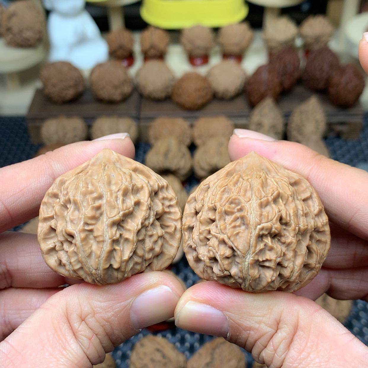 【闪购商品】文玩核桃把件全品水龙纹狮子头41文玩核桃