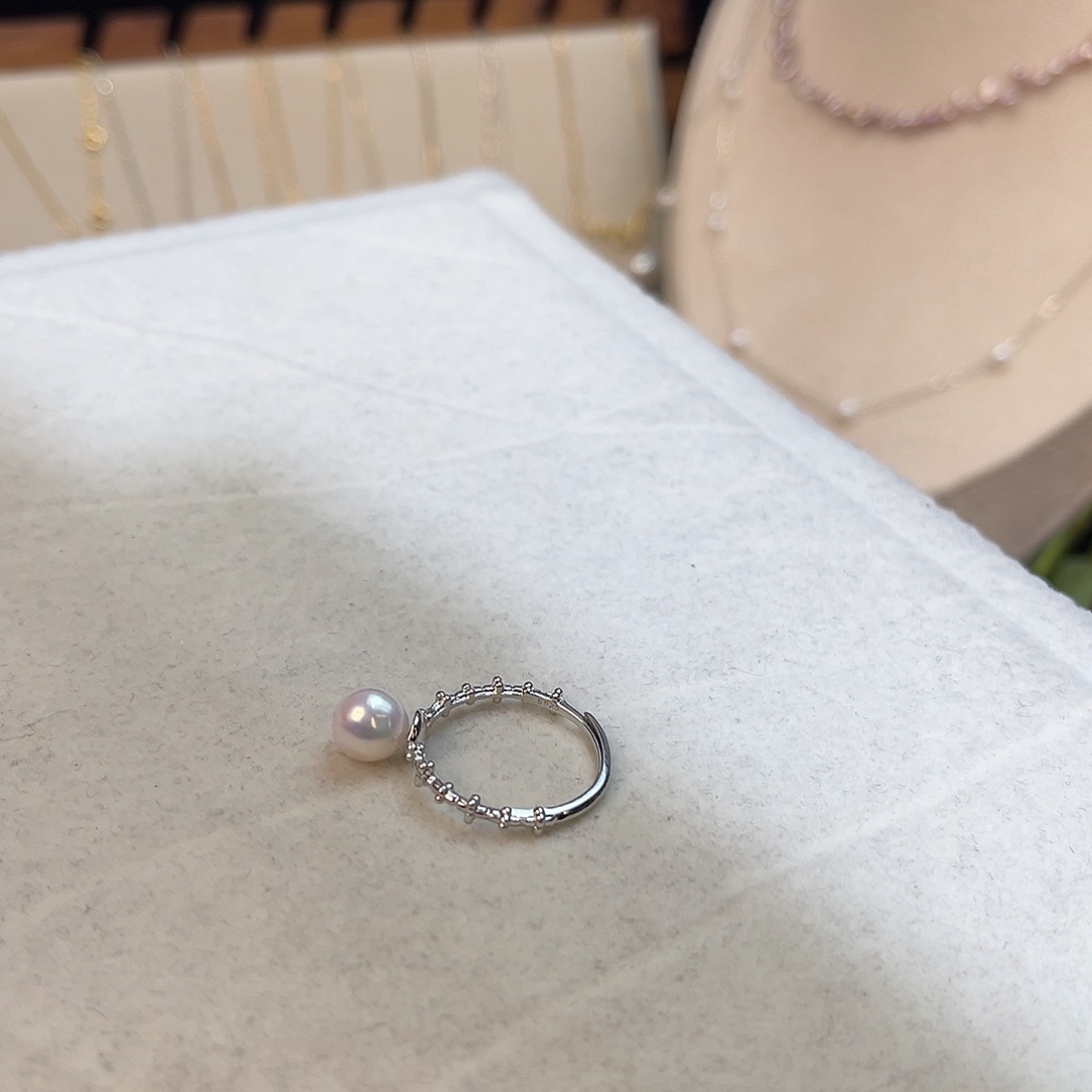银S925镶嵌淡水珍珠戒指