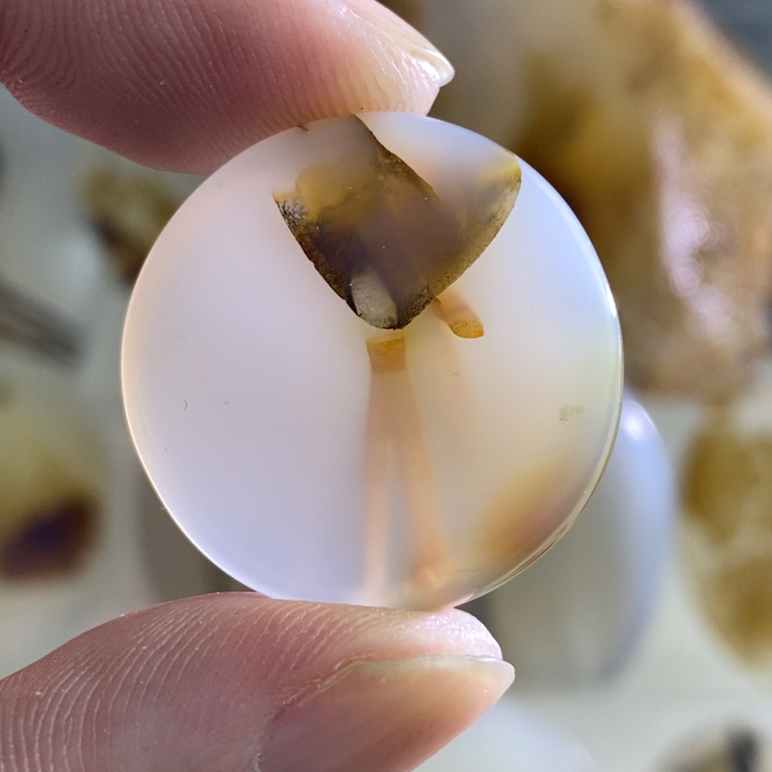 玛瑙/玉髓吊坠未镶嵌