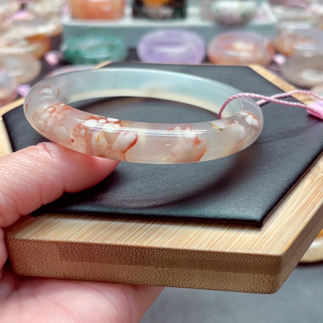 玛瑙/玉髓手镯未镶嵌艾*1