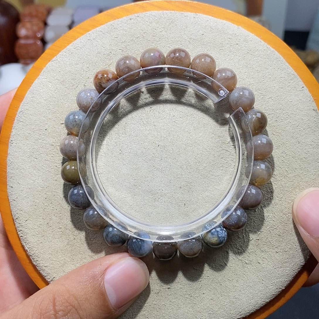 硅化珊瑚（珊瑚玉）手串未镶嵌黑蓝特价81