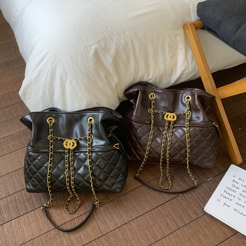 简约风单肩包肩包水桶包黑色法式菱格链条包单根菱格