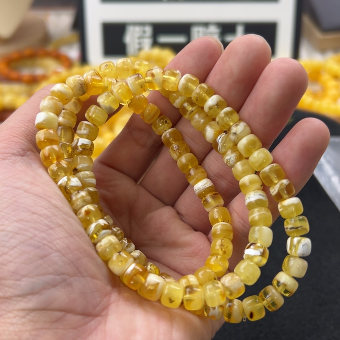 琥珀珠宝奇石未镶嵌