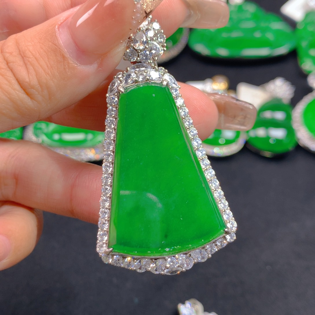 翡翠颈饰银S925镶嵌11111111