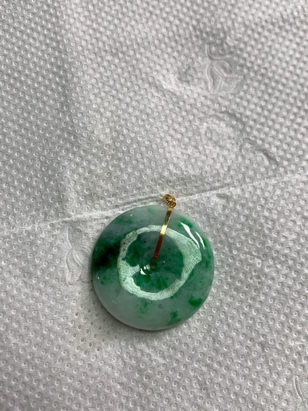 玉如军意翡翠珠宝