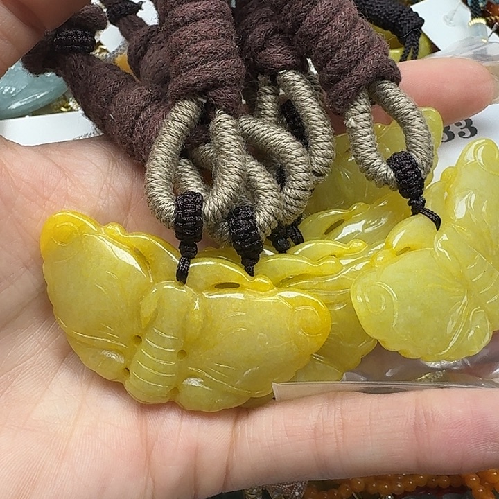 彩***姐翡翠未镶嵌项链翡翠