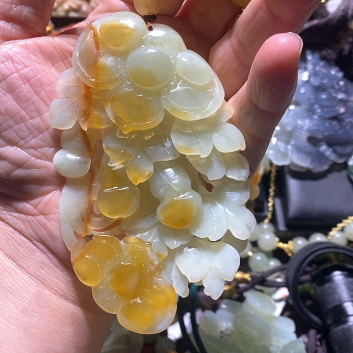 岫玉毛衣链未镶嵌