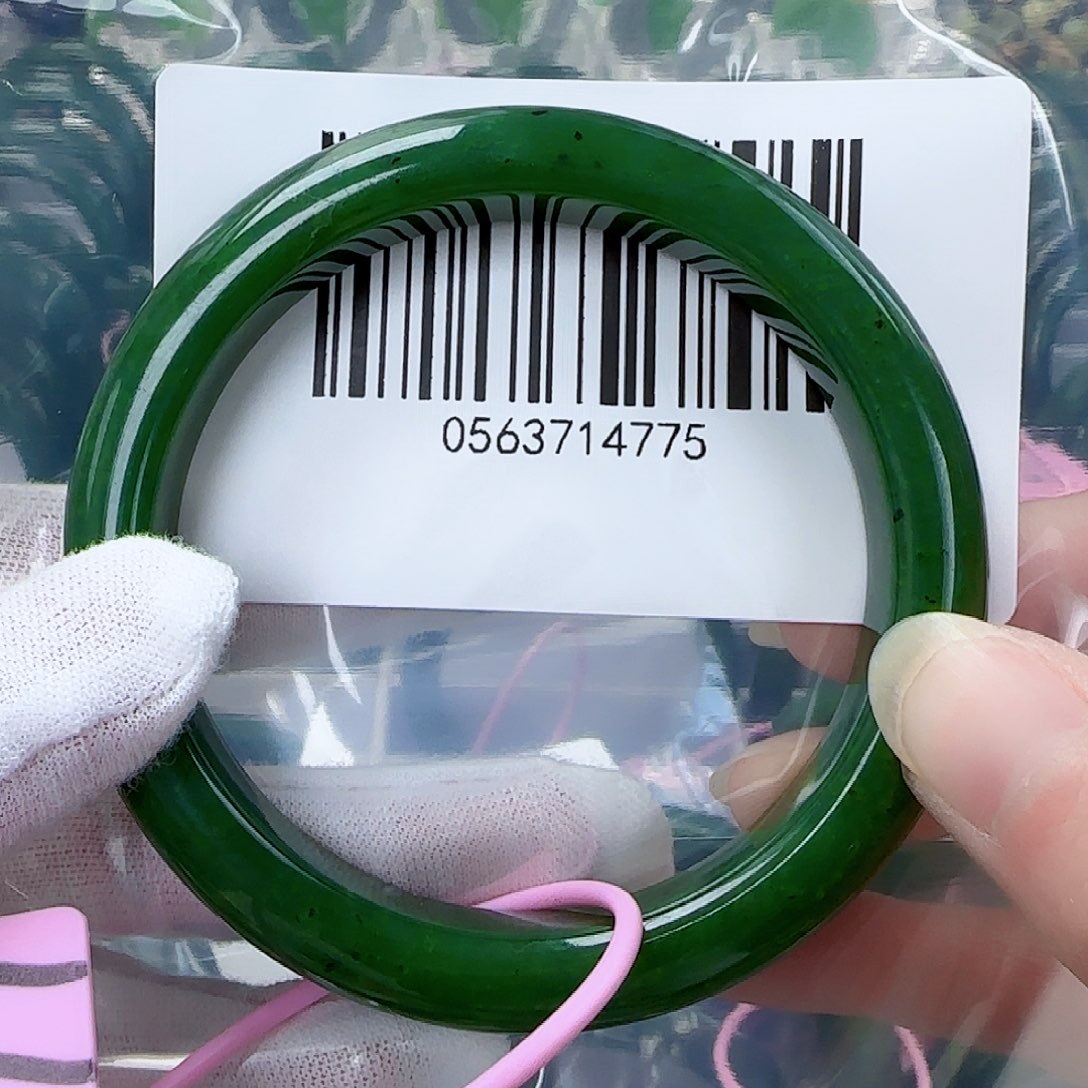 和田玉（碧玉）手镯未镶嵌62.5包容