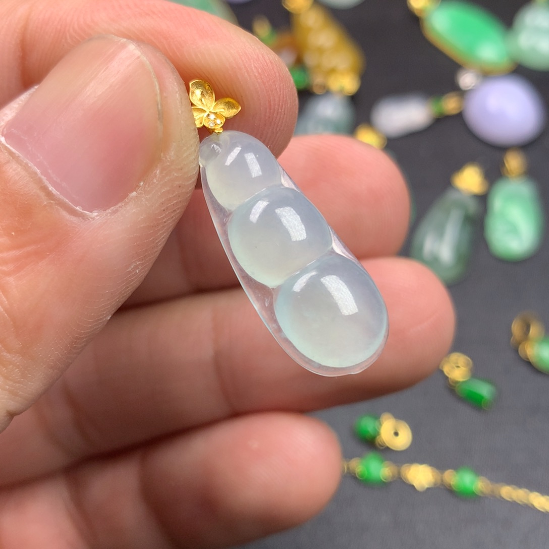 【闪购商品】颈饰18K金镶嵌翡翠琳*酱翡翠