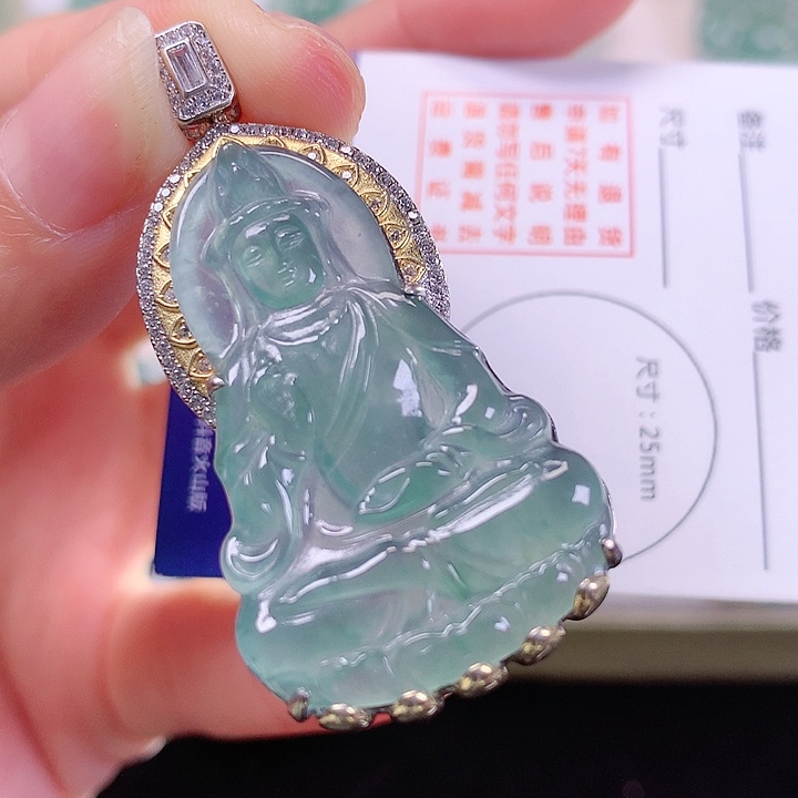 翡翠颈饰银S925镶嵌翡翠