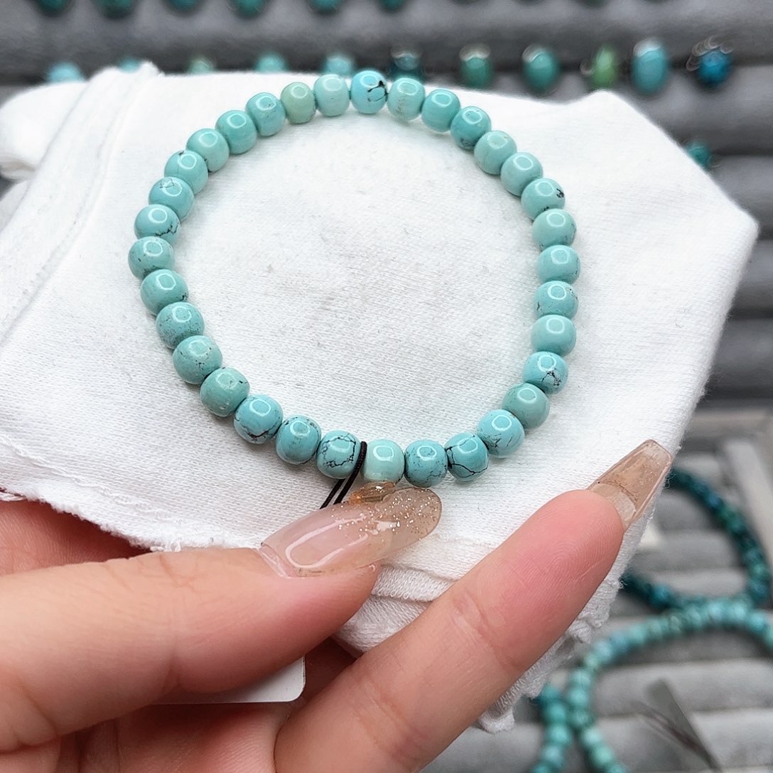 绿松石绿松石未镶嵌