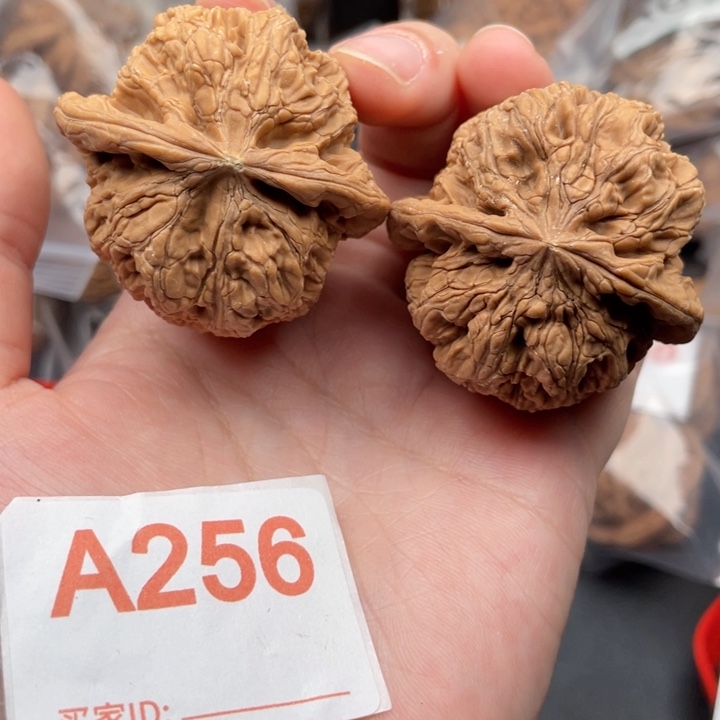 文玩核桃吊坠核桃