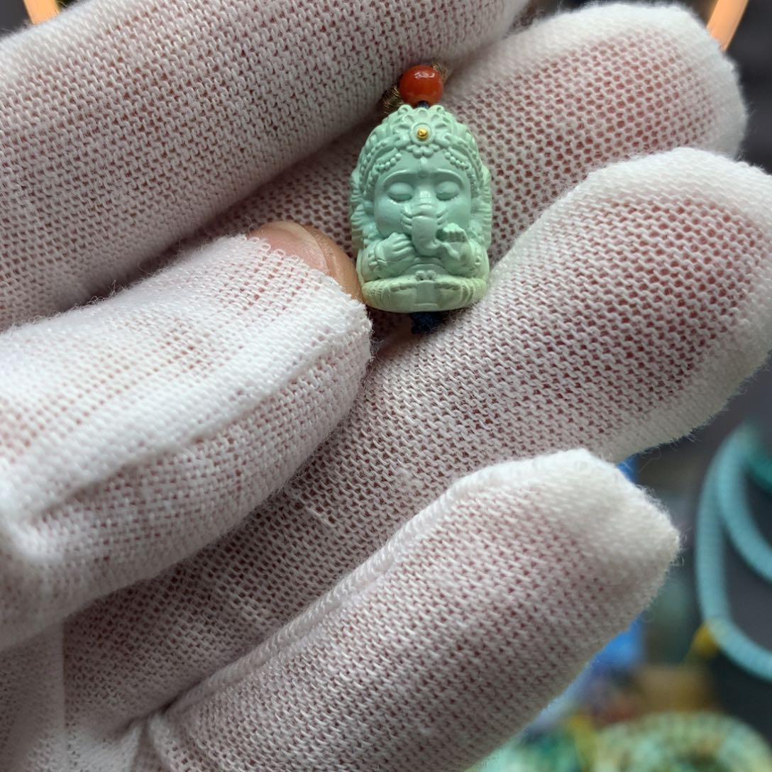 绿松石挂件未镶嵌