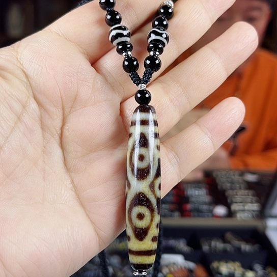 玛瑙/玉髓颈饰合金