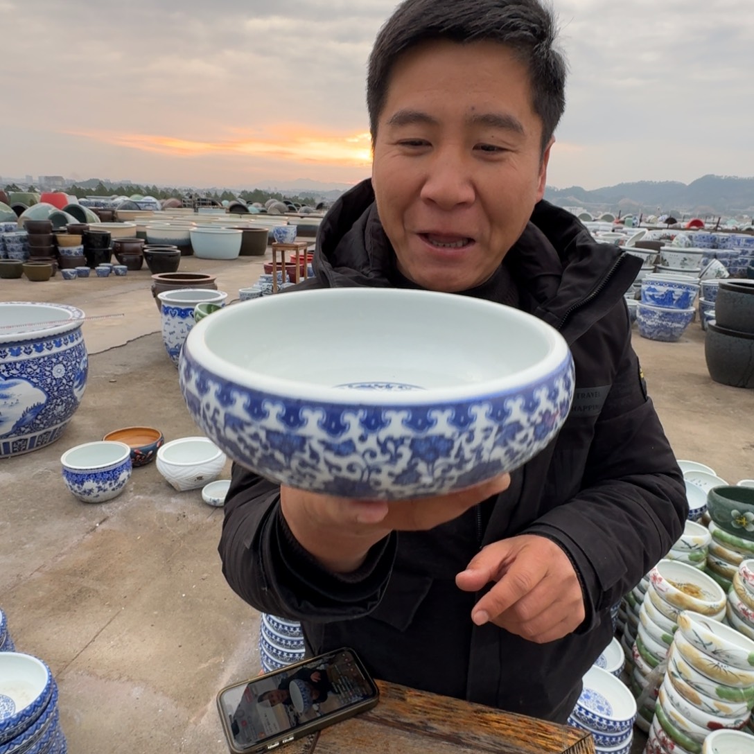 瓷片直径20，高5。。