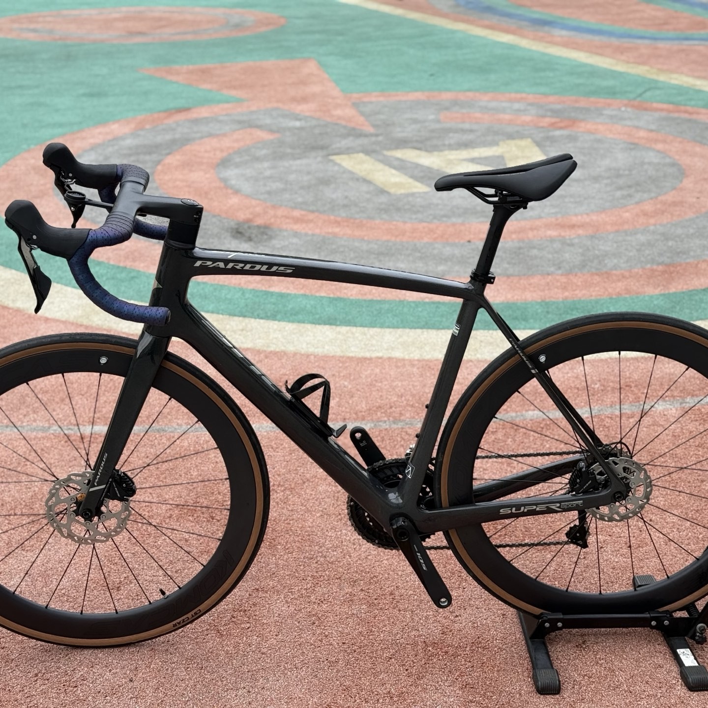 瑞豹super sport全碳公路车l码适合178-185左右