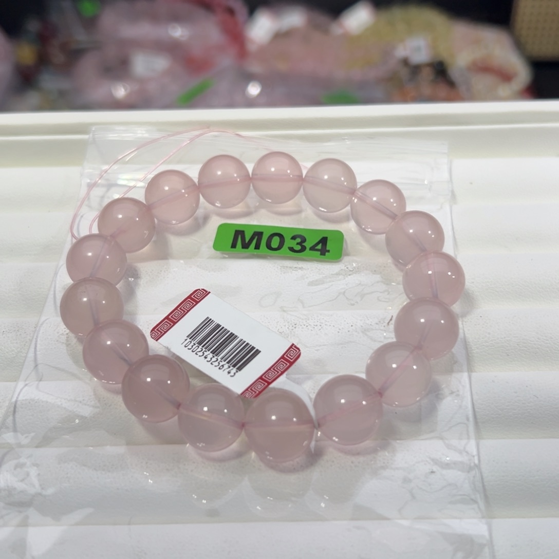 水晶天然默认微瑕未镶嵌我****猪