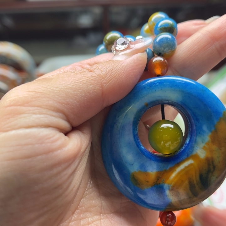 玛瑙/玉髓颈饰未镶嵌