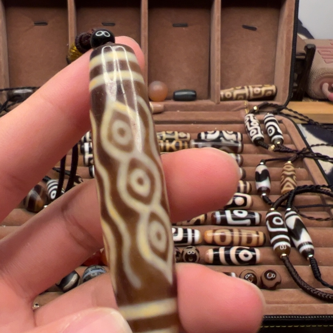 C***潇玛瑙/玉髓未镶嵌颈饰