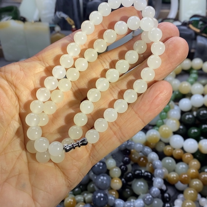 和田玉挂件未镶嵌牛**客