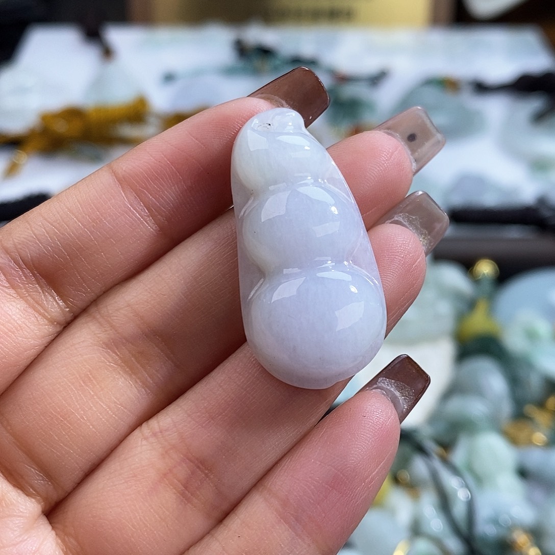 翡翠未镶嵌颈饰7599