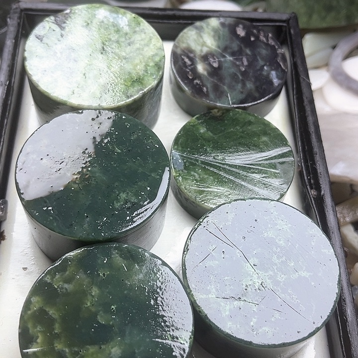 和田玉（糖玉）和田玉边角料9K金镶嵌孝*先